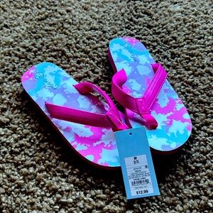 Girls flip flops